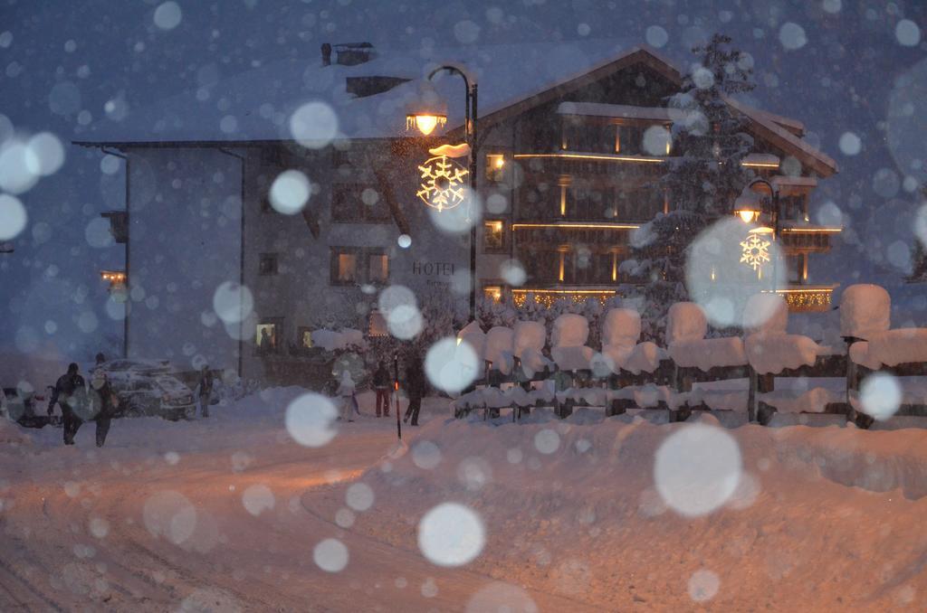 Sporthotel Zugspitze Lermoos Exterior foto