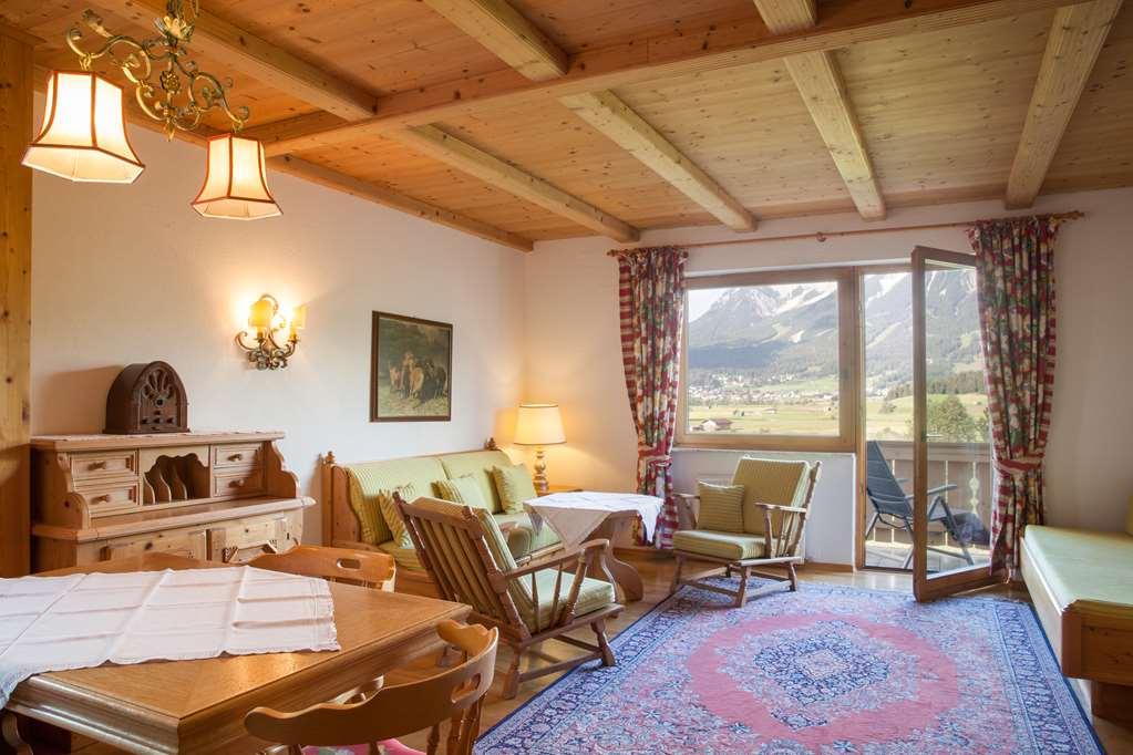 Sporthotel Zugspitze Lermoos Quarto foto
